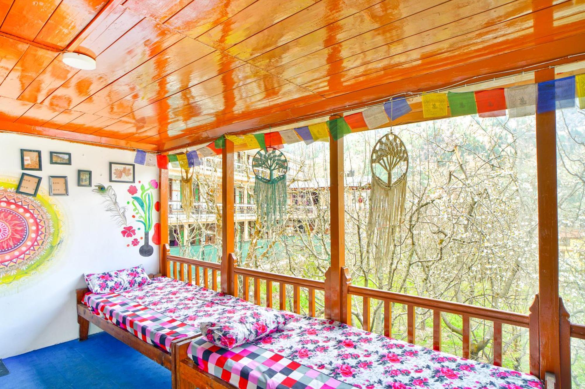 Jungle By Sturmfrei Manali Hostel Εξωτερικό φωτογραφία